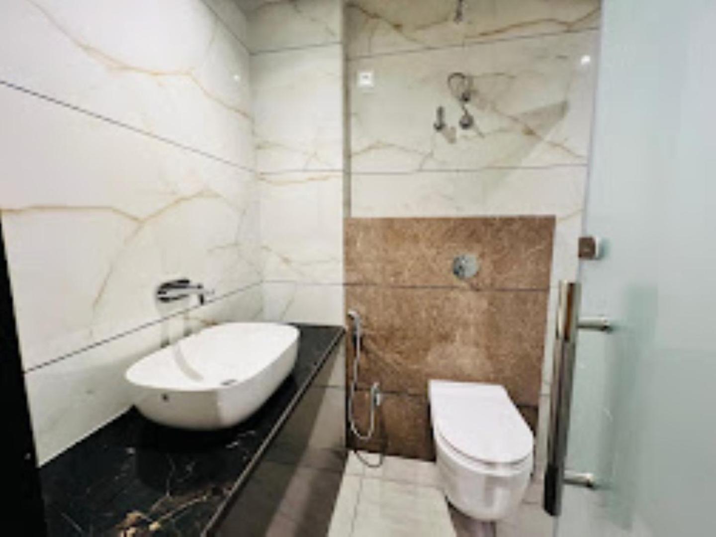 Hotel Parth Sitapur Muafi Luaran gambar