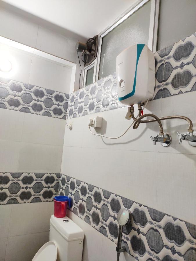 Hotel Parth Sitapur Muafi Luaran gambar